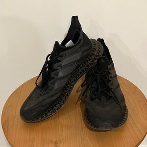 Back Adidas 4D Design runners